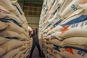 Persediaan beras di gudang Bulog Divre Banten