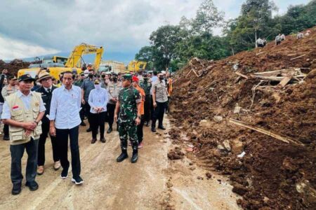 Gempa Cianjur Rusak 368 Sekolah dan 144 Tempat Ibadah