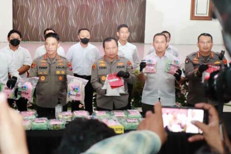 Polda Jatim dan Polrestabes Surabaya Gagalkan Peredaran 36 Kilogram Sabu dan Puluhan Ribu Ekstasi