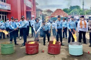 Sebanyak 670 HP Milik Narapidana di Rutan Salemba Dimusnahkan
