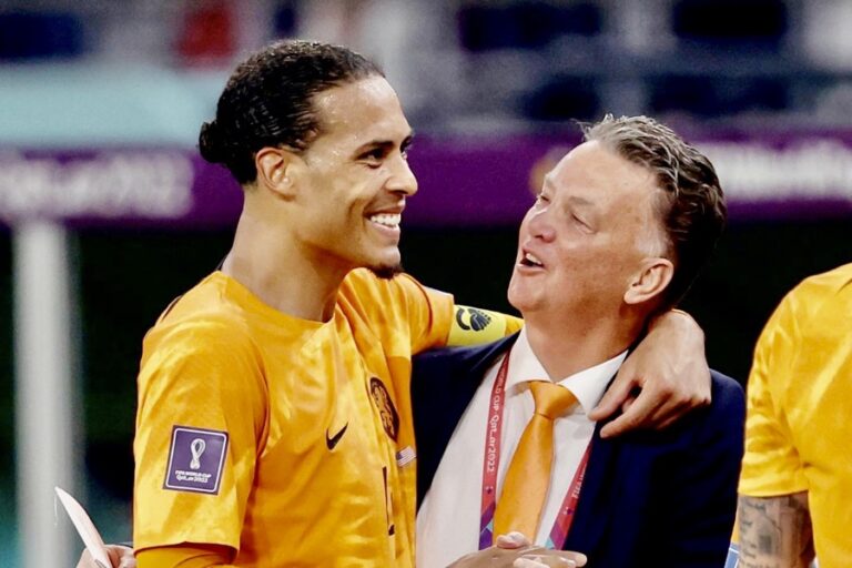 Van Dijk Sarankan Gakpo Tolak Manchester United dan Pergi ke Real Madrid