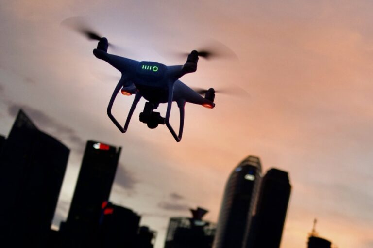 Hati-Hati, Jangan Terbangkan Drone di 3 Tempat Ini Saat Sedang Liburan