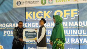 Wujud Kemandirian Pesantren Lewat Pengembangan Madu Kelulut di Ponpes Muinul Islam