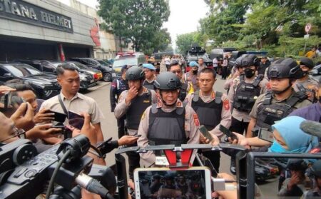 Pelaku Bom Bunuh Diri Bawa Dua Bom, Kapolda Jabar: Satu Meledak Satu Kita Ledakkan