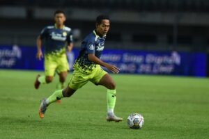 Jersey ketiga Persib