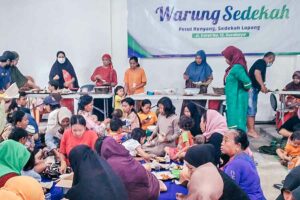 Bangun Warung Sedekah, YDSF Siapkan 200 Porsi Makanan Gratis untuk Warga yang Membutuhkan