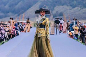 Satu Kata untuk East Java Fashion Harmony di Bromo, Keren!