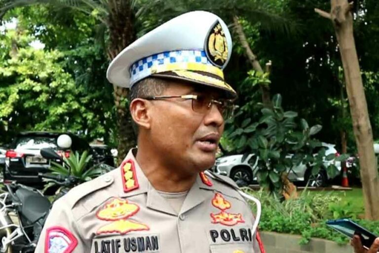 Polisi Larang Konvoi Takbir Keliling saat Malam Lebaran 2023 Dirlantas Polda Metro Jaya, Kombes Pol Latif Usman.