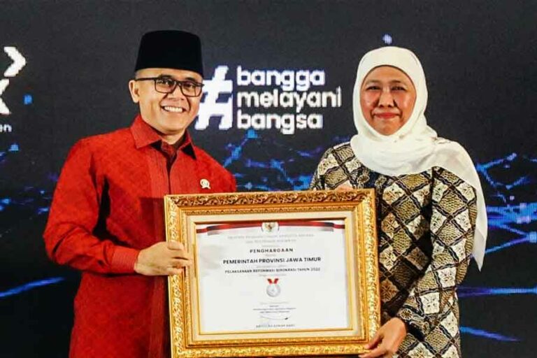 Jatim Raih Predikat A Indeks Reformasi Birokasi, Khofifah: Wujud Konsisten Pemprov Jatim