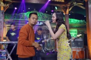 Lirik Lagu Rasah Bali Dinyanyikan Difarina Indra feat Fendik Adella Trending YouTube Difarina Indra dan Fendik Adella