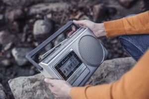 Usir Kebosanan, Lewat Radio Garden yang Suguhkan Ribuan Siaran Radio Seluruh Negara