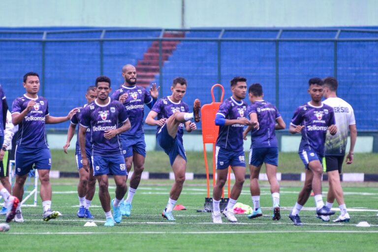 Preview PSIS VS Persib, Strategi M Ridwan VS Luis Milla, Pertarungan Sektor Sayap Dimulai