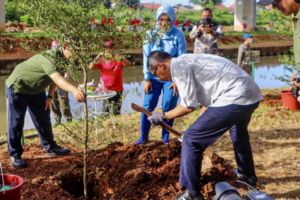 Jumat Menanam, Pemprov DKI Jakarta Tanam 11.950 Pohon di Jl Laksamana Malahayati