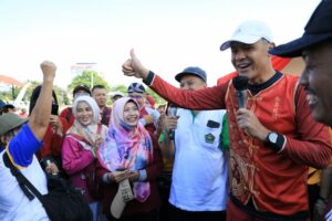 Tak Jadi Umumkan Nama Capres, Ganjar Ungkit Sidak Jembatan Timbang yang Pernah Viral