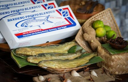 Cerita Kuliner Bandeng Presto Semarang Laris Manis di Luar Negeri, Pembeli TKI Follower IG Ganjar Pranowo