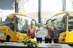 Tingkatkan Fasilitas Transportasi, UK Petra Kembali Tambahkan Dua Unit Bus