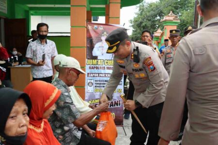 Polres Magetan Adakan Bhakti Kesehatan Gratis dan Vaksinasi Booster untuk Warga