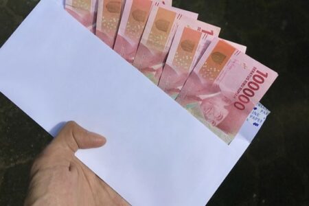 Pakar Antropologi Ungkap Asal-usul dan Makna Tradisi Penggunaan Uang Baru untuk THR Uang rupiah