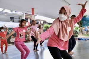 Lestarikan Budaya Betawi, Sudin Kebudayaan Jakarta Barat Bina 103 Sangsar Seni