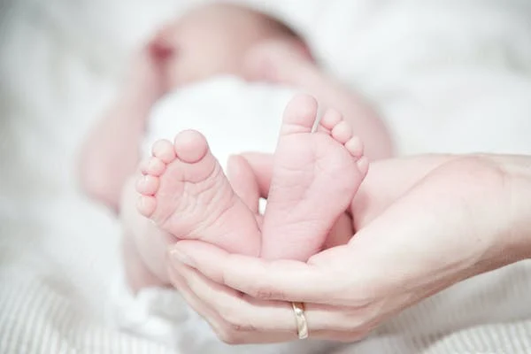 Bayi Gugur di Kandungan Apakah Harus Aqiqah? Begini Hukumnya