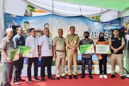 Wali Kota Jakarta Utara Ajak Pedagang Pasar Ikut BPJS Ketenagakerjaan