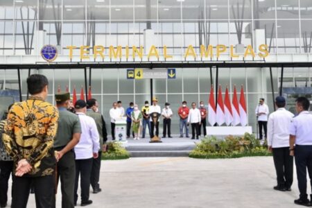 Dukung Transportasi Publik, Presiden Jokowi Resmikan Dua Terminal di Sumatera Utara