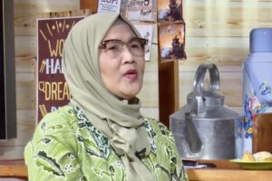 Kemnaker Prihatin Masih Ada Karyawan di Jawa Tengah yang Lembur Tetapi Tak Dibayar
