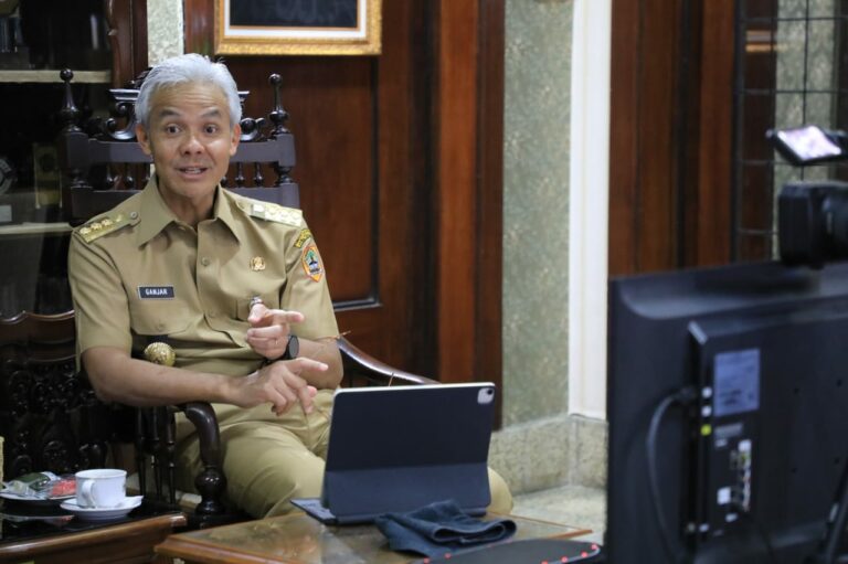 Ganjar Perintahkan Satgas Pangan Tindak Tegas Penimbun Beras dan Minyak