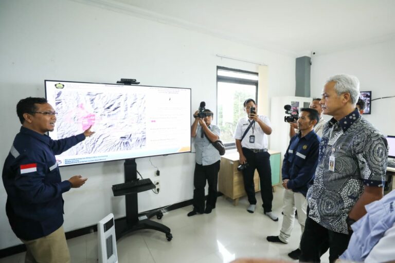 Dieng Beberapa Kali Diguncang Gempa Bumi, Ganjar Bantu Pengadaan Seismometer