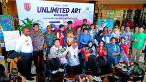 Hotel Ciputra Semarang Gelar Pameran Lukisan Anak Berkebutuhan Khusus