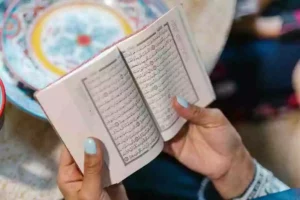 Ini Lirik Sholawat Jibril Lengkap Bacaan Arab Latin dan Terjemahan Indonesia yang Mudah Dipahami Ilustrasi (foto: pexels)