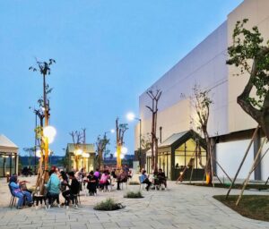 Potret Tempat Kongkow-kongkow di UpTown Mall, Ini Daftar Tenant Kafe yang Memanjakan