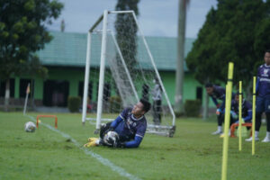 Mudik Dini ke Persib, Sosok Ini Bakal Back Up Teja Paku Alam, Laga Terdekat Lawan Persija