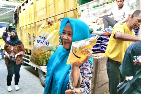 Pasar Murah Goes to Kemantren, Upaya Kendalikan Harga Kebutuhan Pokok Jelang Ramadhan