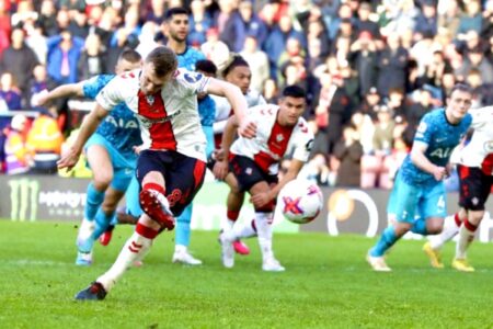 Hasil Southampton vs Tottenham, James Ward-Prowse Paksakan Hasil Imbang 3-3