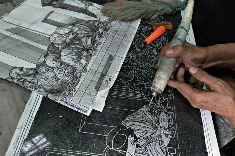 Seni Pahat Batu Bongpay