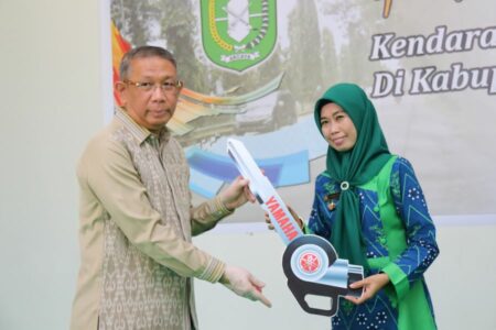 Desa Mandiri di Kubu Raya Kembali Dapat Motor dari Gubernur