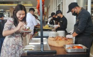 Rekomendasi Bukber All U Can Eat Hotel di Semarang Harga Cocok Untuk Mahasiswa, Arisan, dan Keluarga