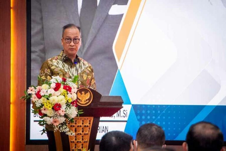 Ingin Beli Motor Listrik Bersubsidi, Ini Syarat dan Harganya! Menteri Perindustrian Agus Gumiwang Kartasasmita