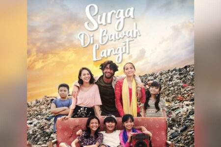 Surga di Bawah Langit