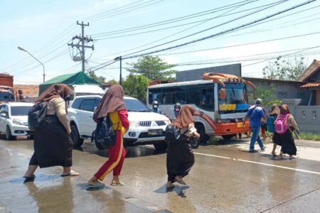 3 Besar Kota di Pantura Jawa Tengah dengan Angka Miskin Tinggi! 2 di Antaranya Dihantam Abrasi Parah