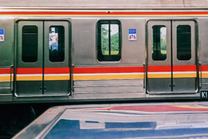 Tiket KAI untuk Lebaran Baru Terjual 63 Persen, Ini Tanggal Favorit Penumpang Kereta api, salah satu angkutan lebaran yang paling diminati (foto: Hendro D. Laksono, pilar.id)