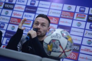 Sanjung Persija, Marc Klok: Ini Bukan Permainan Persib