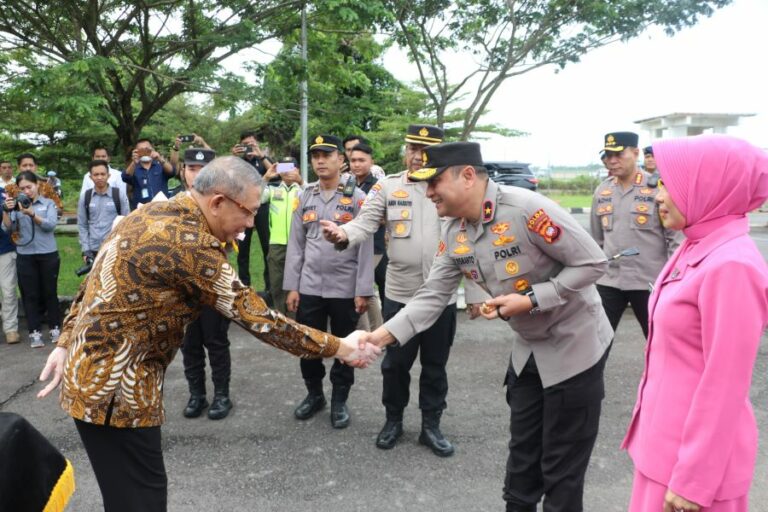 Sambut Kapolda Kalbar, Gubernur: Sinergi dan Kemitraan Agar Terus Dilakukan