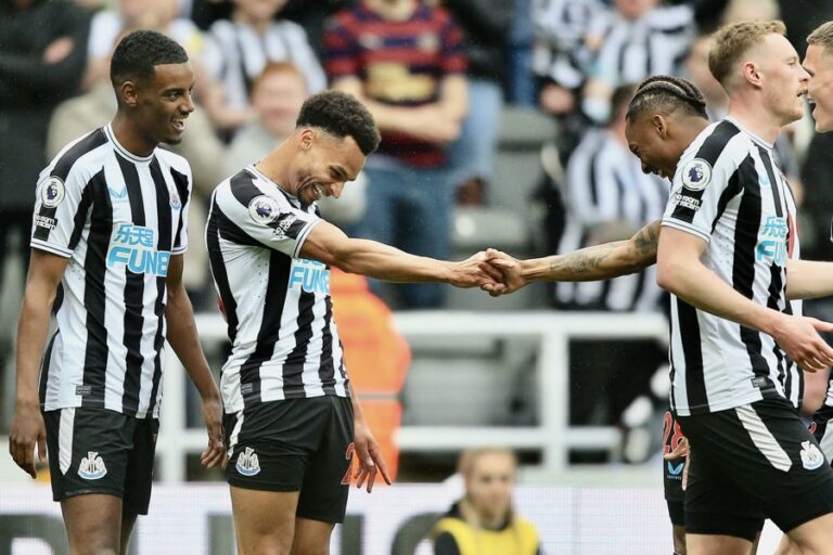 Conte Merana, Newcastle Bantai Tottenham Hotspurs 6-1