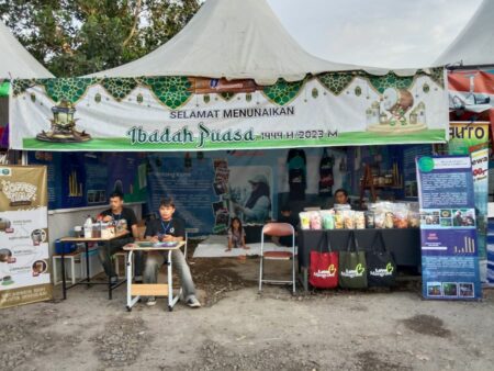 Gemawan Pamerkan Produk Kelompok Desa Dampingan di Festival Sahur-sahur ke-20 Tahun 2023