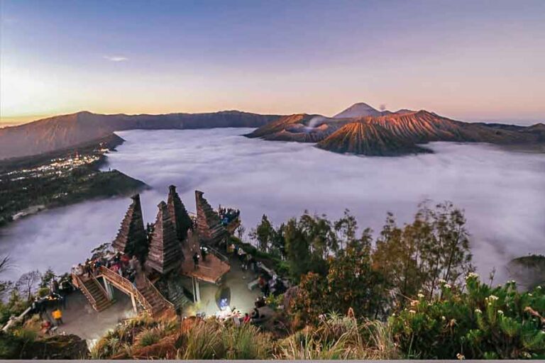 Puncak Seruni, Gunung Bromo, Jawa Timur (foto: istimewa)