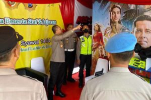 Angkat Tema Superhero Shazam, Posyan Polresta Mojokerto Sediakan Fasilitas Lengkap dari Cafe Hingga Mobil Derek Bagian dalam Posyan Polresta Mojokerto yang mengangkat tema Superhero Shazam di Exit Tol Penompo, Tol Surabaya-Mojokerto (Sumo), pada Kamis (20/4/2023)
