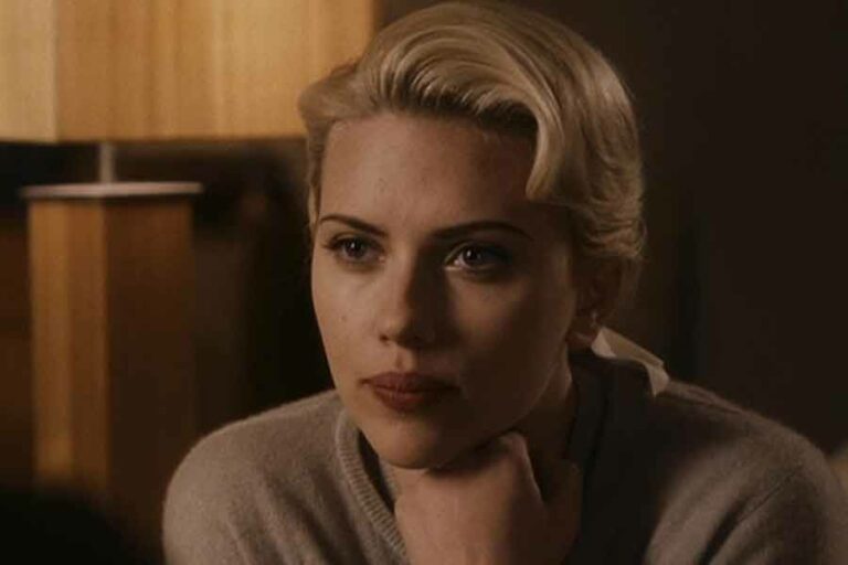 Scarlett Johansson dalam film The Black Dahlia (2006)