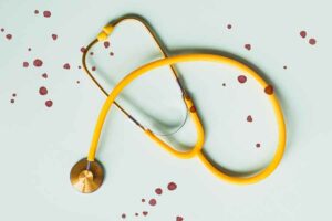 IDI Sesalkan Kasus Penganiayaan terhadap Dua Dokter di Lampung Ilustrasi kasus penganiayaan dokter (foto: pexels)